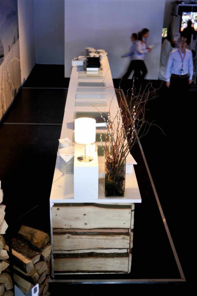 Buffetanlage Wooden Spirit, inkl. 4 Chafings, el. Betrieb – Bild 4