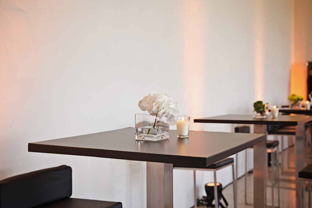 Stehtisch exklusiv schwarz